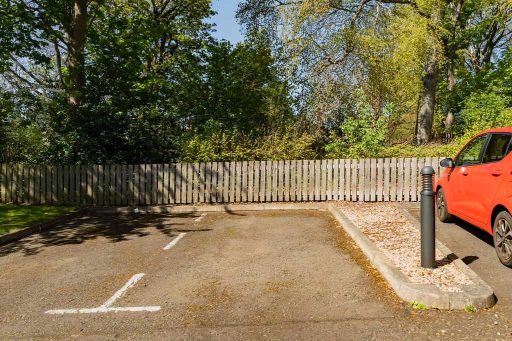 Additional image 16 of 2 bed flat for sale19/4 Margaret Rose Drive, Edinburgh EH10