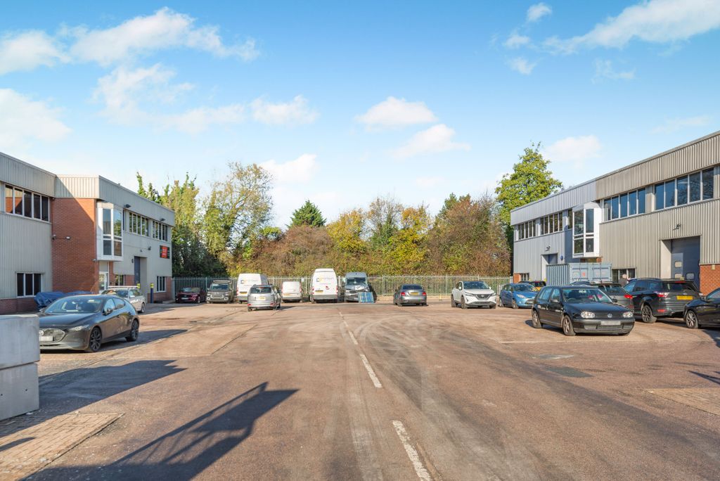 Property photo 2 of 5