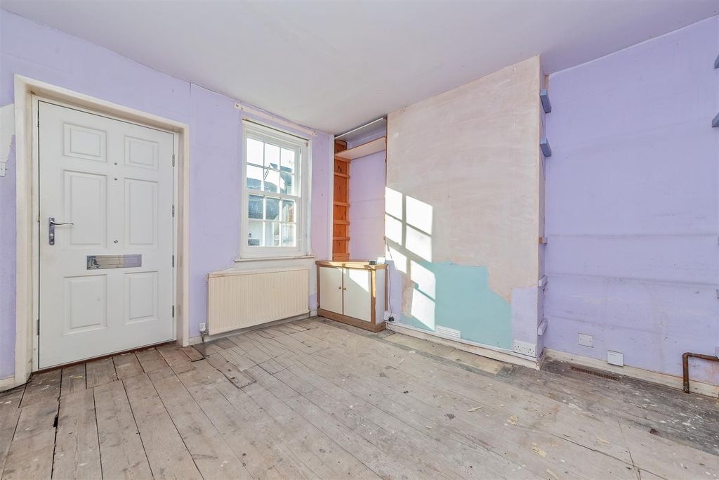 Property photo 3 of 20 54Spencerstreet-11.Jpg