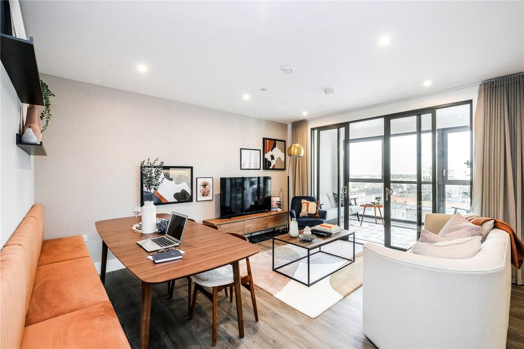 Property photo 1 of 9 Picture No. 06