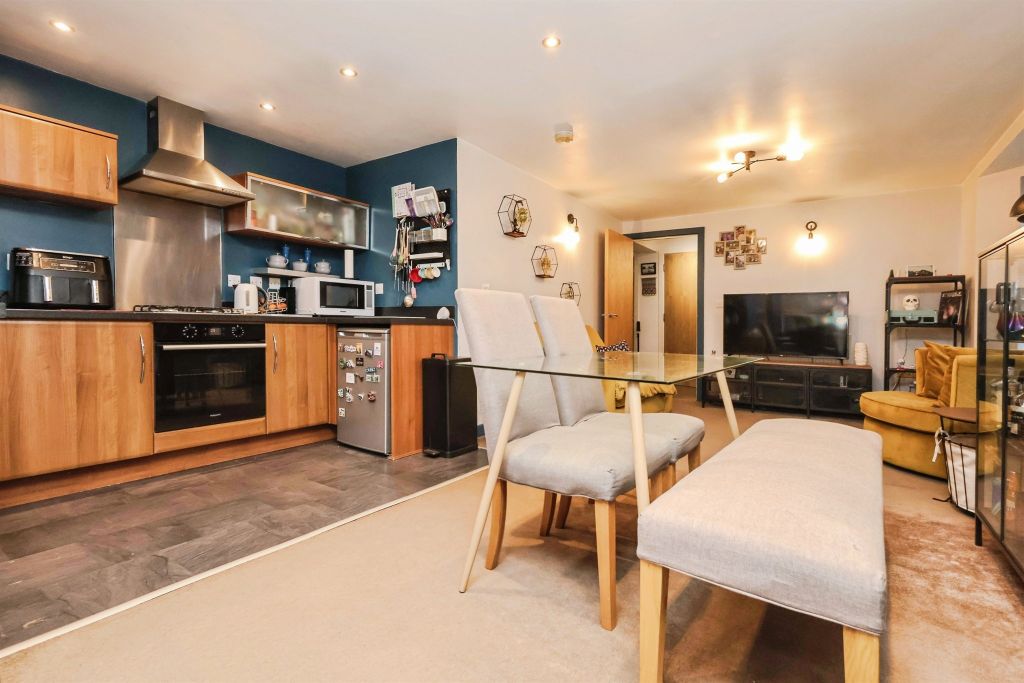 Property photo 3 of 15