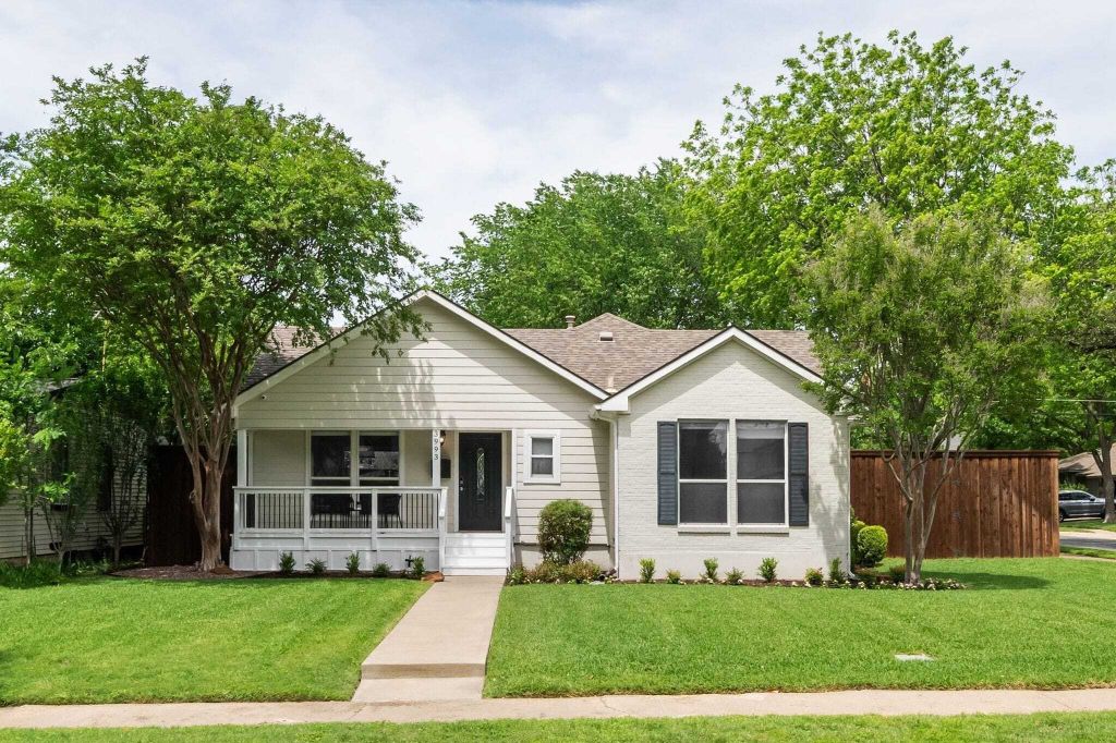 Property photo 1 of 23