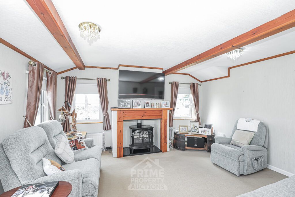 Property photo 2 of 42