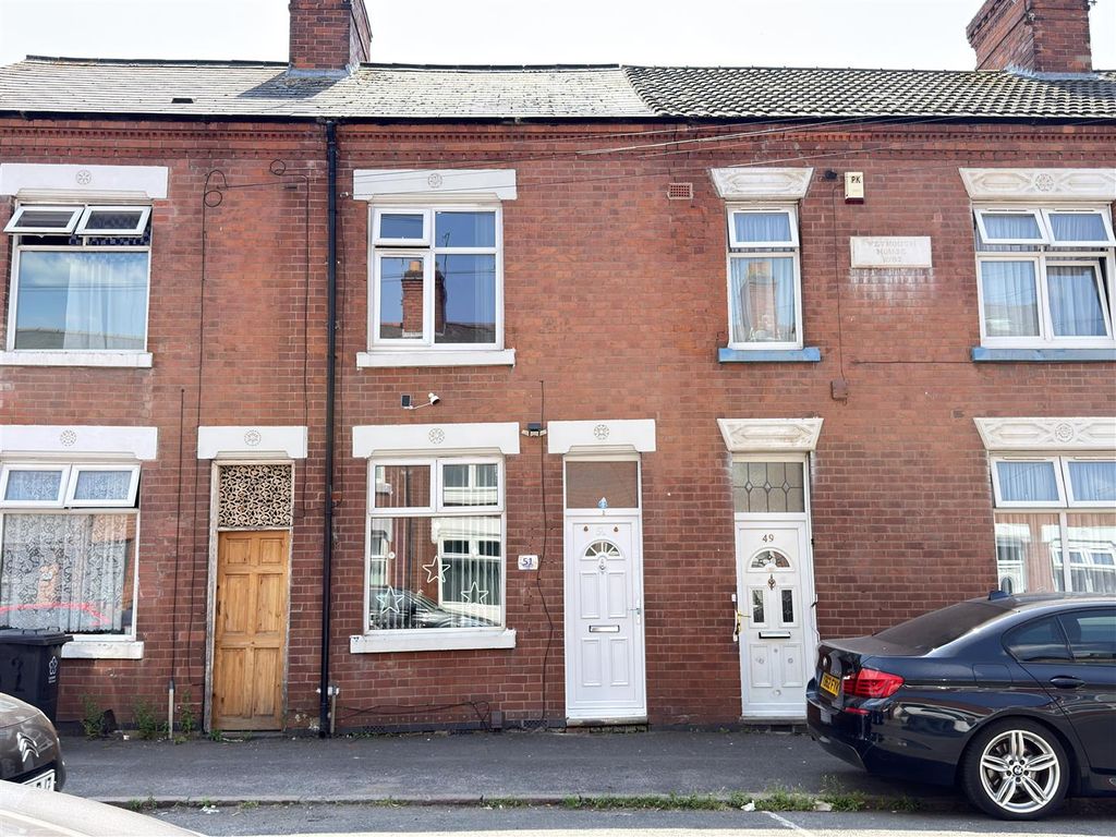 Property photo 1 of 17 Outside