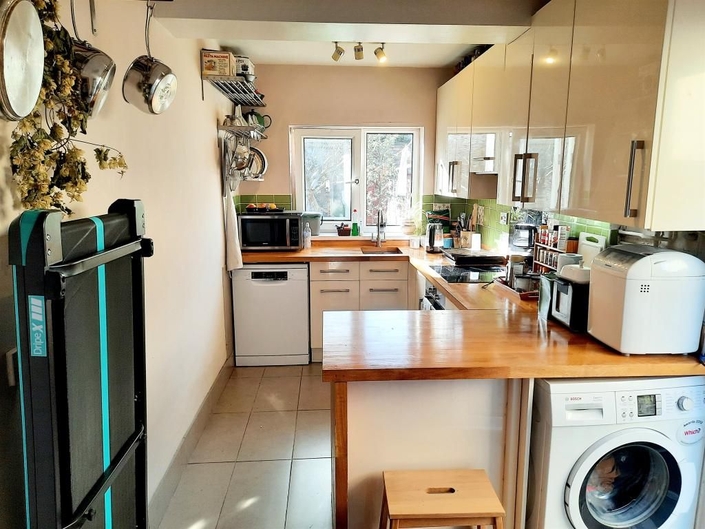 Property photo 3 of 11