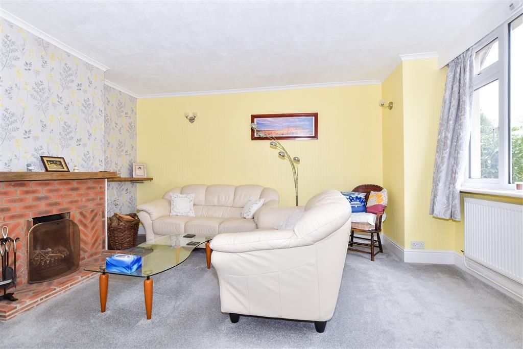 Property photo 2 of 15 Lounge 1