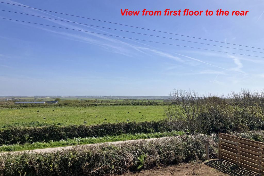 Property photo 2 of 11 Photo 2