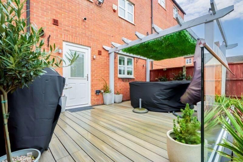 Property photo 2 of 28 Ragstone  27.Jpeg