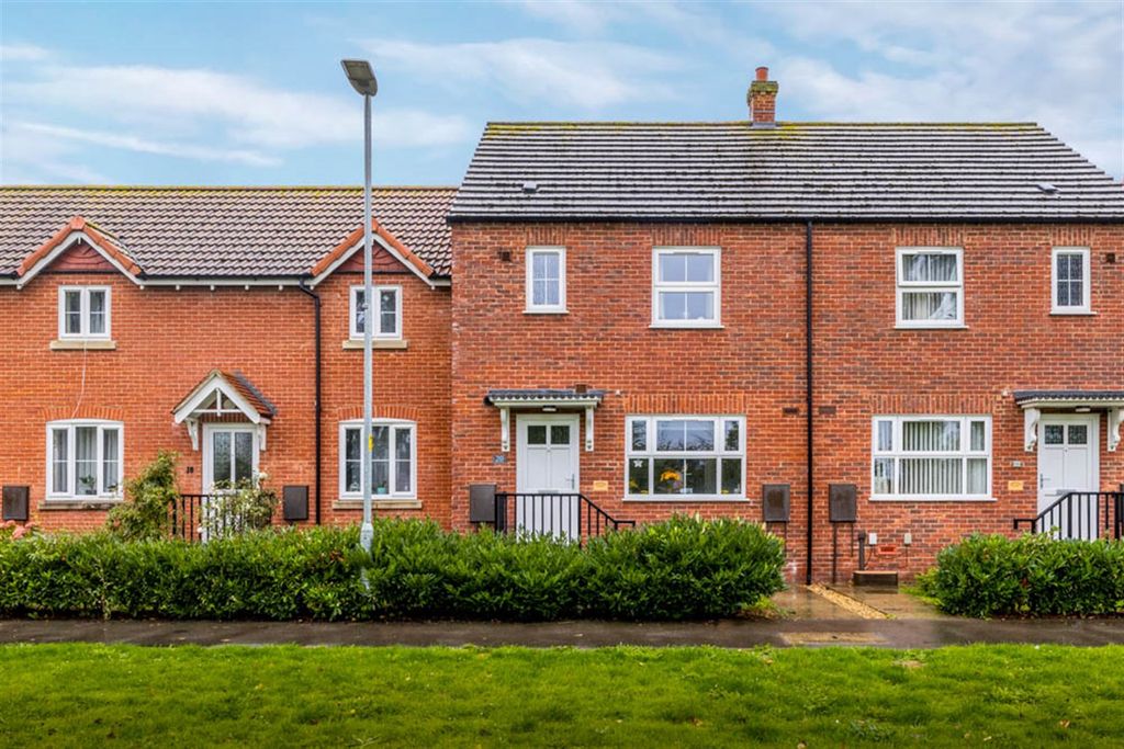 Property photo 1 of 16 (Main)