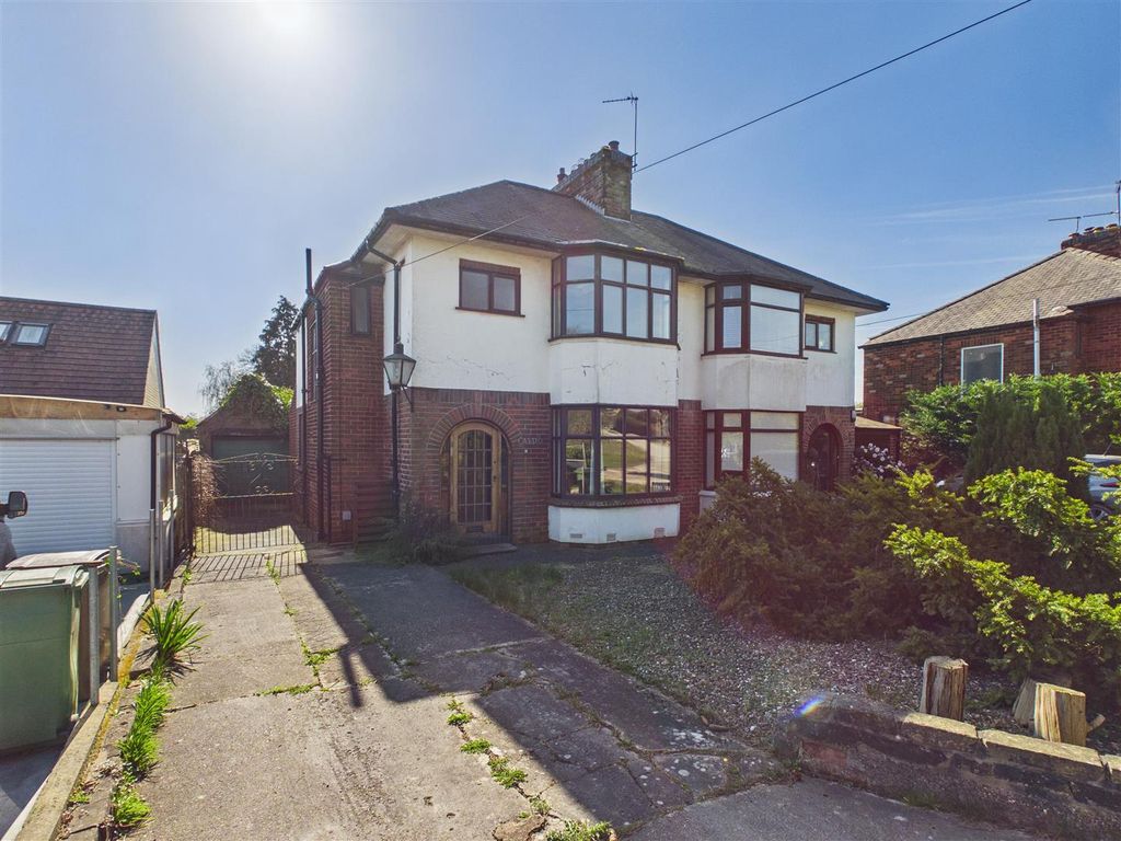 Property photo 1 of 23 Humberdale - Front