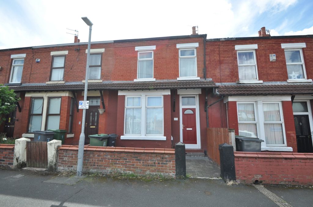 Property photo 1 of 25