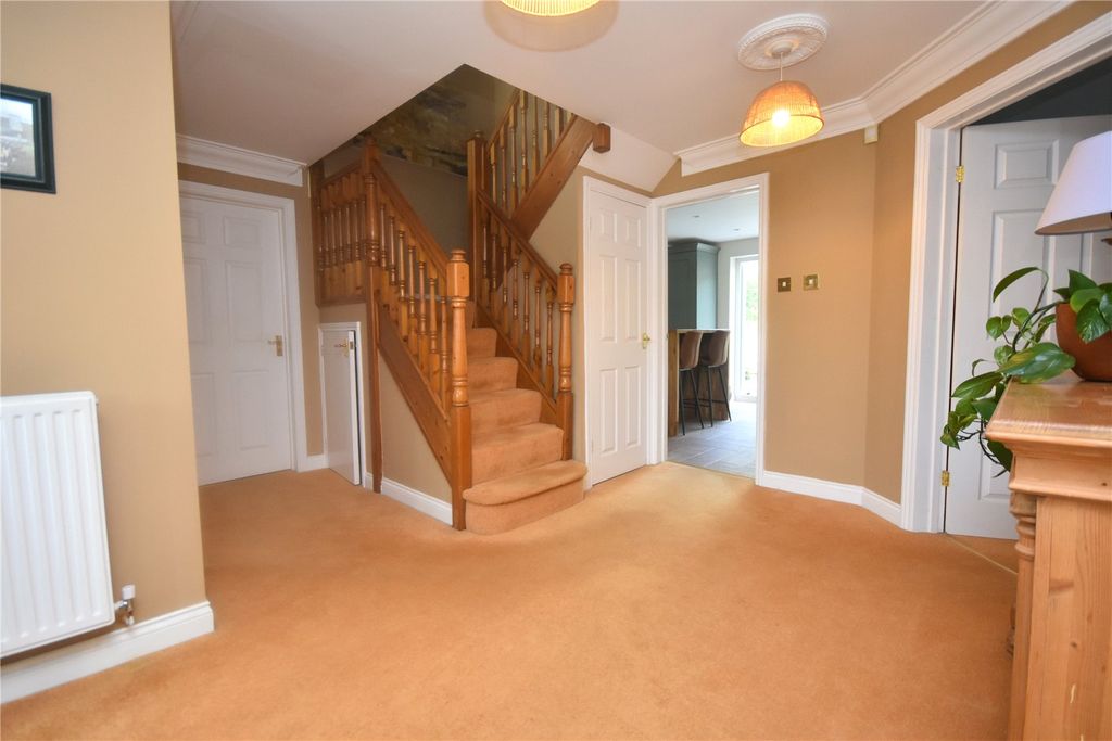 Property photo 3 of 36 Picture No. 16