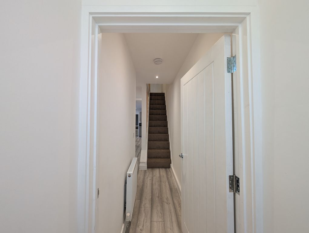 Property photo 2 of 25 Pxl_20251108_085906129.Mp