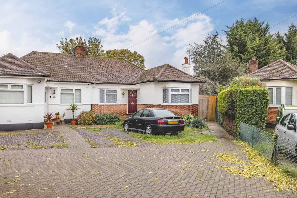Property photo 1 of 9