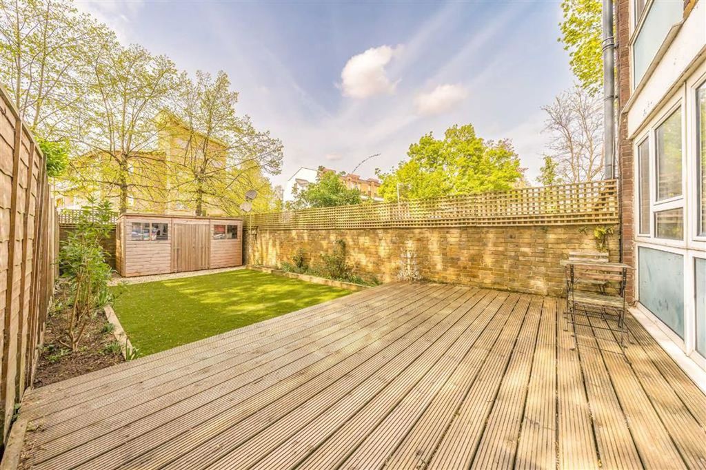 Property photo 1 of 11