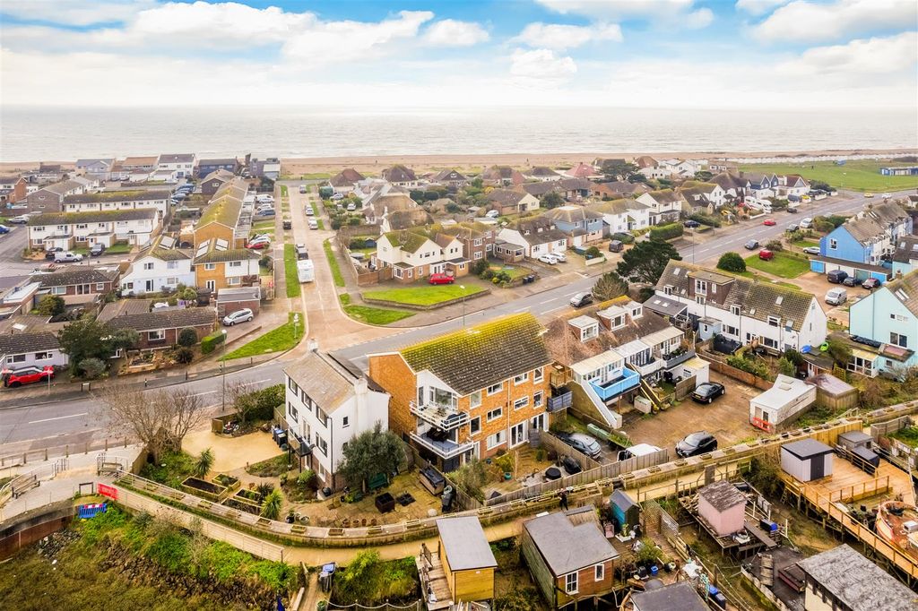 Property photo 2 of 19 3 Dolphin Court-36.Jpg