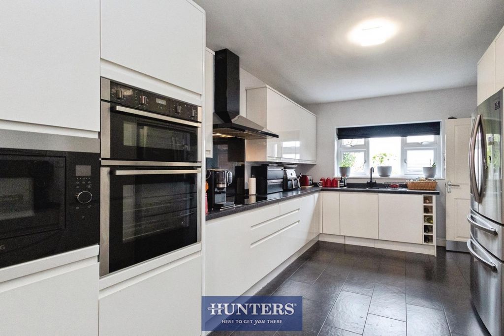 Property photo 3 of 26 Img_4333.Jpg