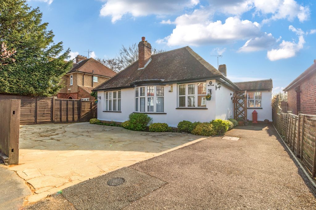 Property photo 1 of 18