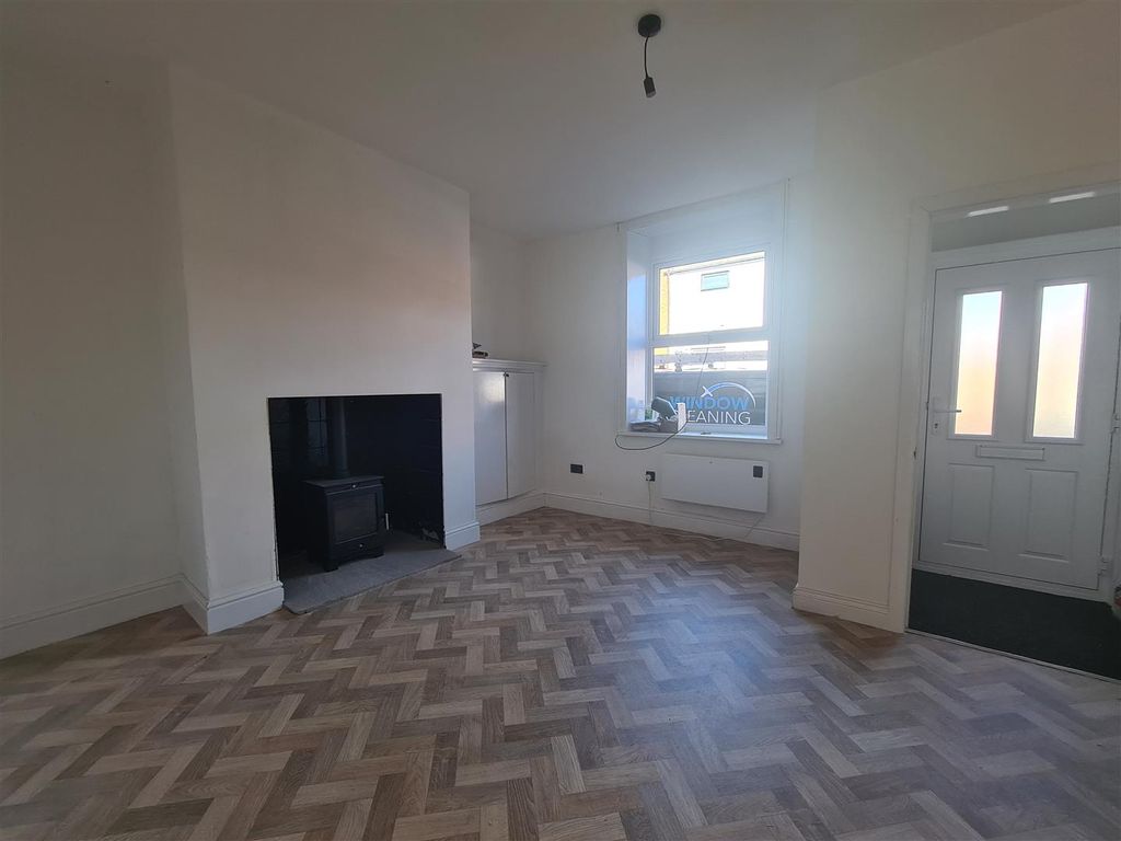 Property photo 2 of 9 20260318_090559.Jpg