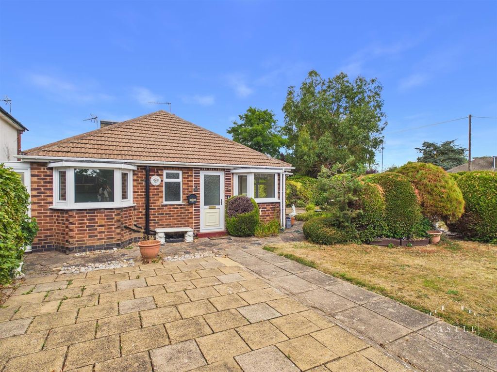 Property photo 2 of 16 Outside