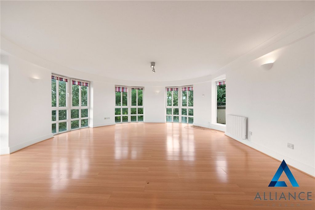 Property photo 3 of 13 Picture No. 08