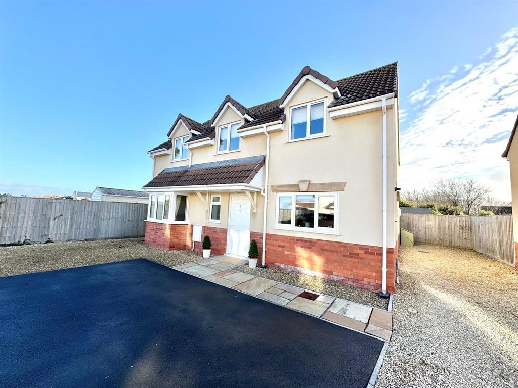 Property photo 1 of 26