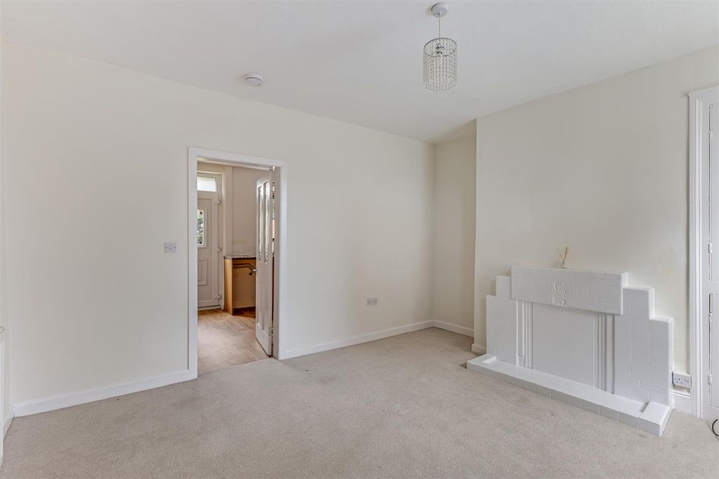 Property photo 3 of 13 Img_8106.Jpg
