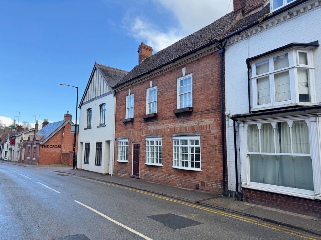 Property photo 1 of 25 Front View