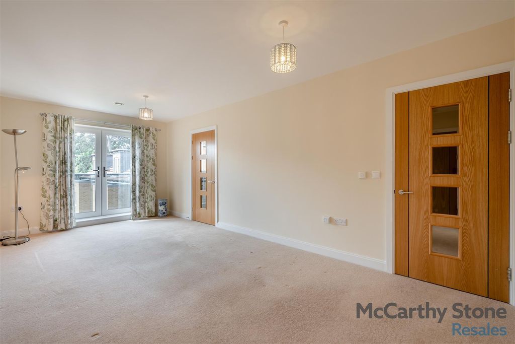 Property photo 3 of 46 8650803-Interior14.Jpg