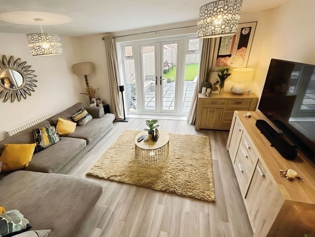 Property photo 2 of 21 Picture No. 12