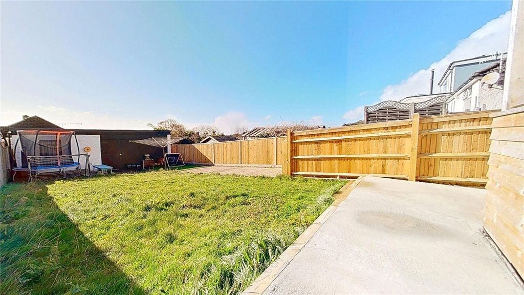 Property photo 2 of 14 Picture No. 08