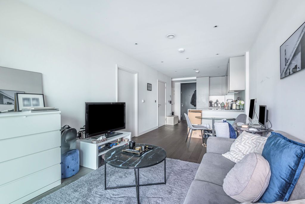 Property photo 2 of 13 2.Jpg