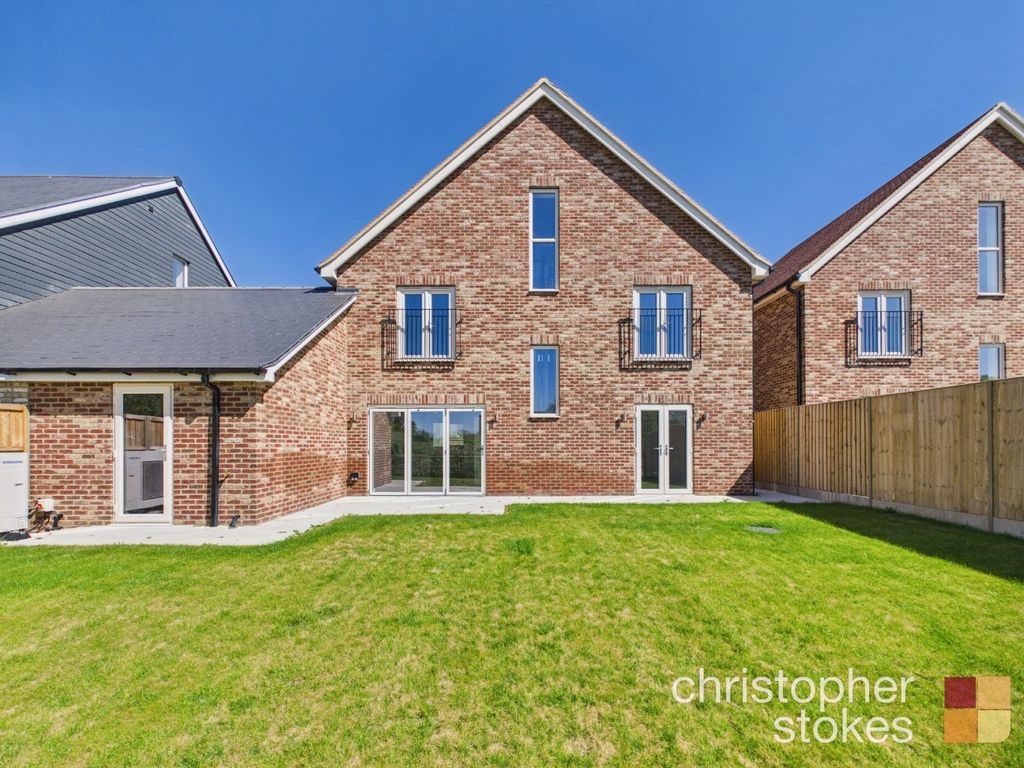 Property photo 3 of 22 5243614