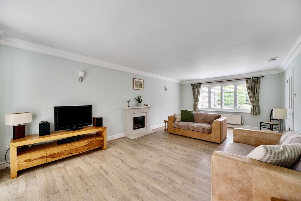 Property photo 3 of 37 Picture 3