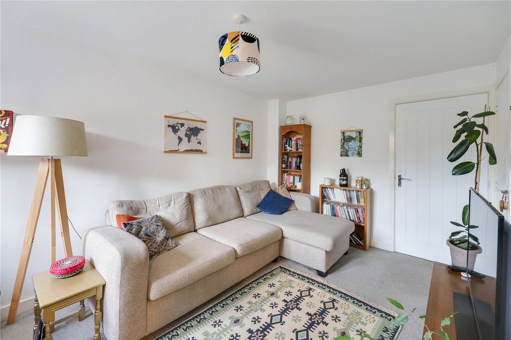 Property photo 3 of 18 Picture No. 16