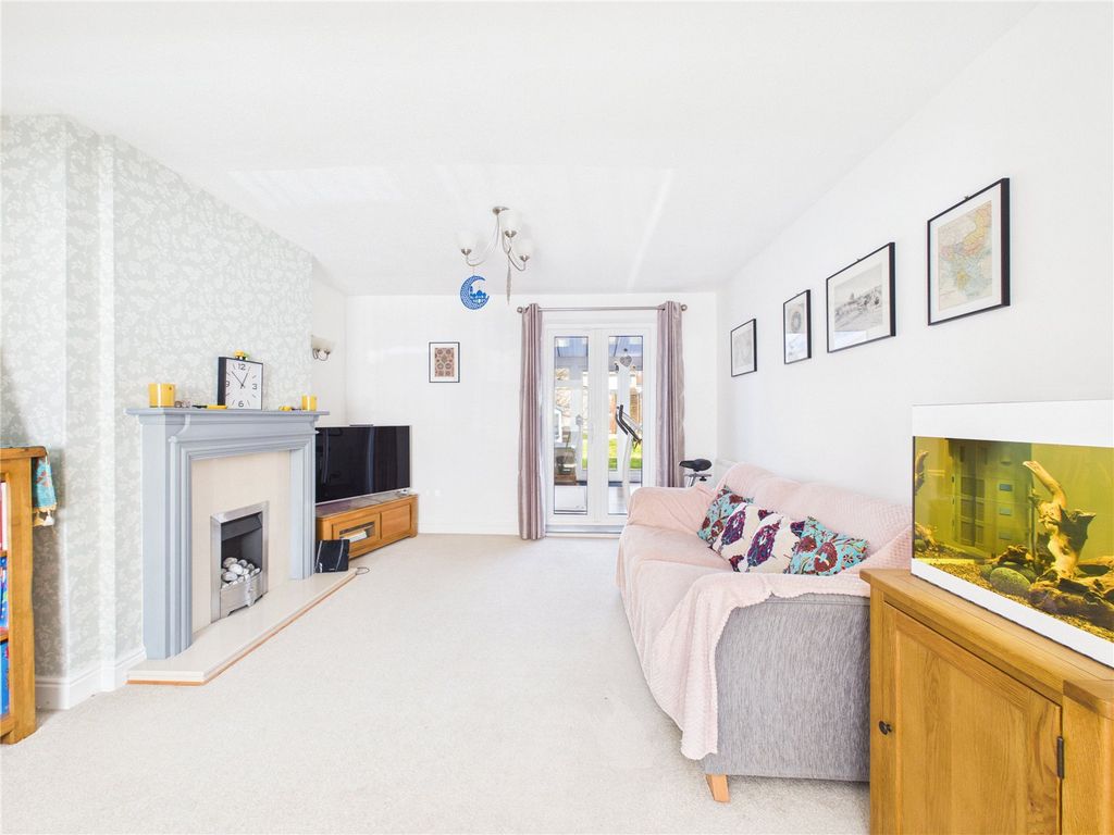 Property photo 3 of 18 Picture No. 09