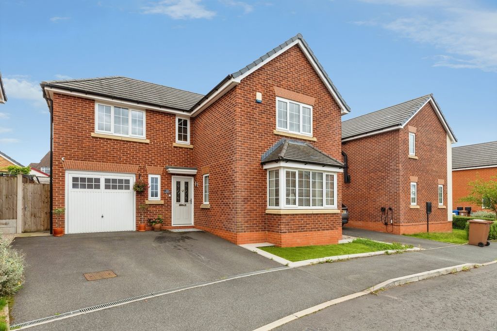 Property photo 1 of 31 Pbox-Img.Jpg