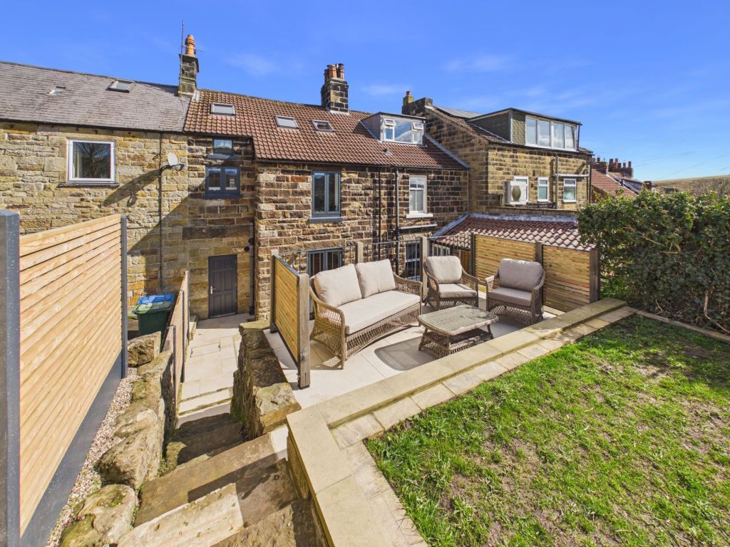 Property photo 1 of 30