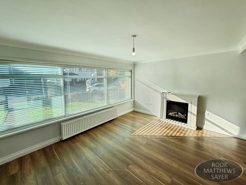 Property photo 3 of 11 Photo 11