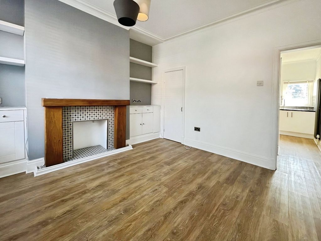 Property photo 2 of 12 Picture No. 20