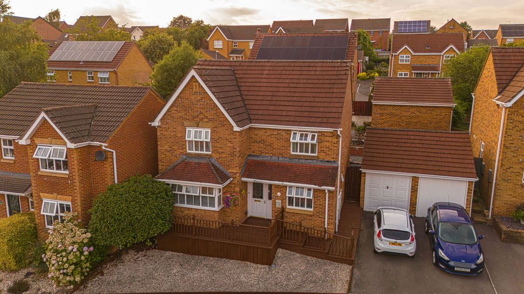 Property photo 1 of 37