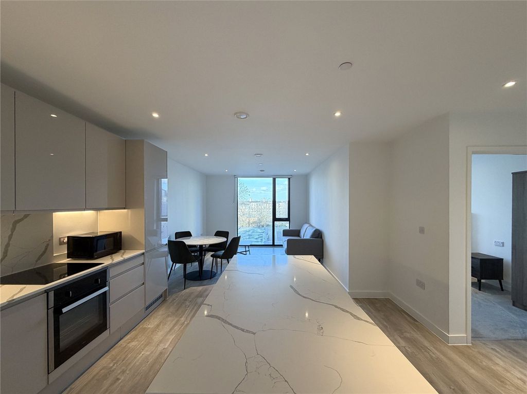 Property photo 2 of 21 Picture No. 03