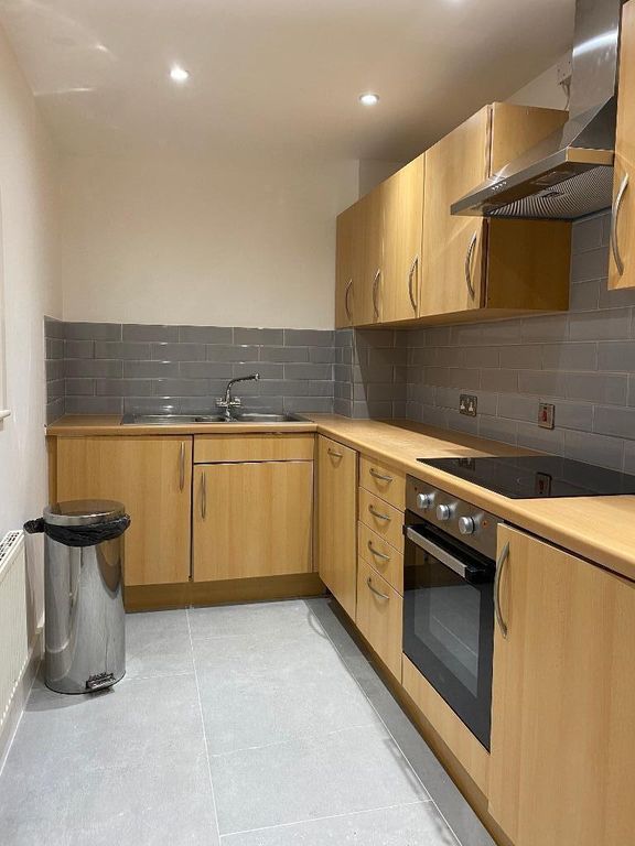 Property photo 1 of 3