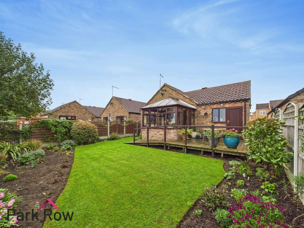 Property photo 2 of 20