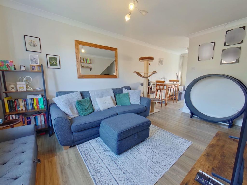 Property photo 2 of 13 Hhh (3).Jpg