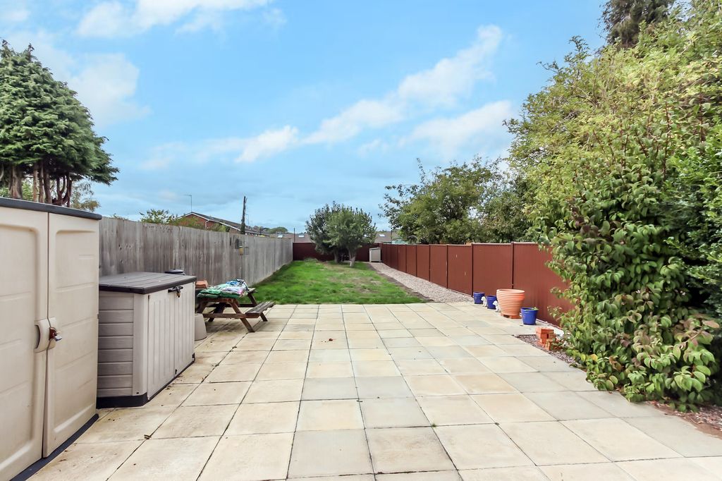 Property photo 2 of 16 Rear Garden