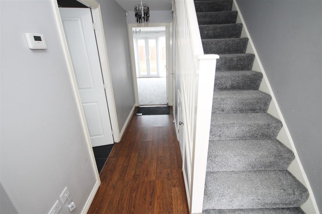 Property photo 2 of 17 Stairs