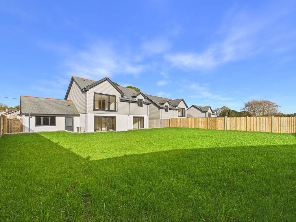 Property photo 1 of 12 Garden