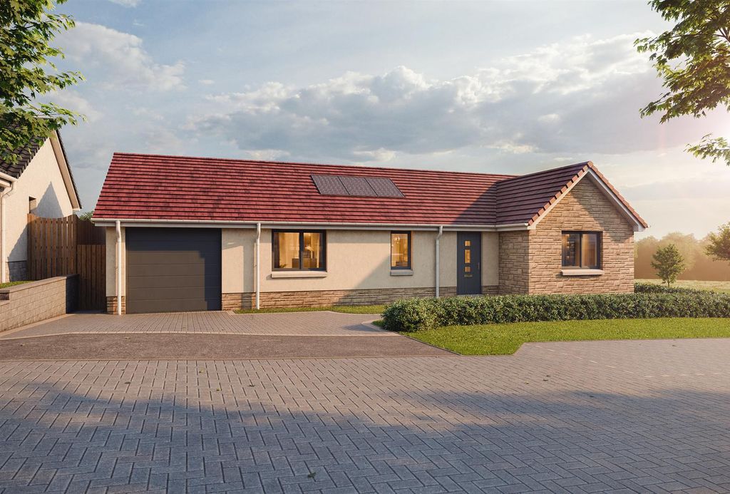 Property photo 1 of 3 Tamarisk External