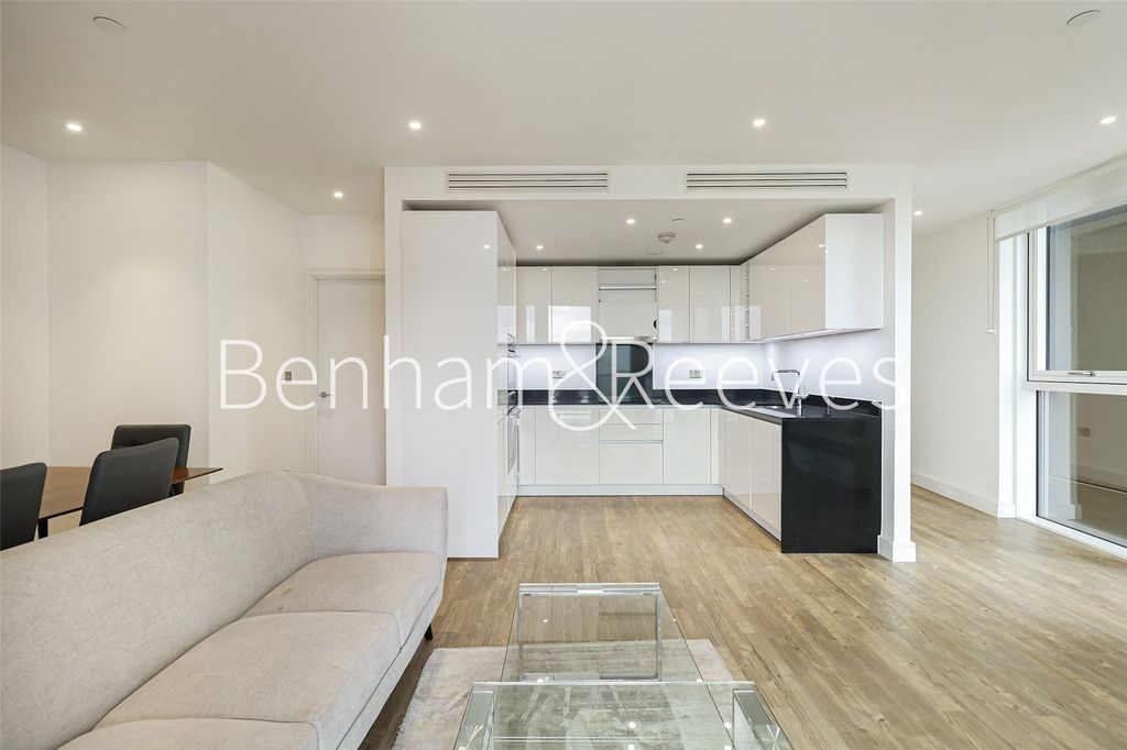Property photo 3 of 15 Picture No. 07